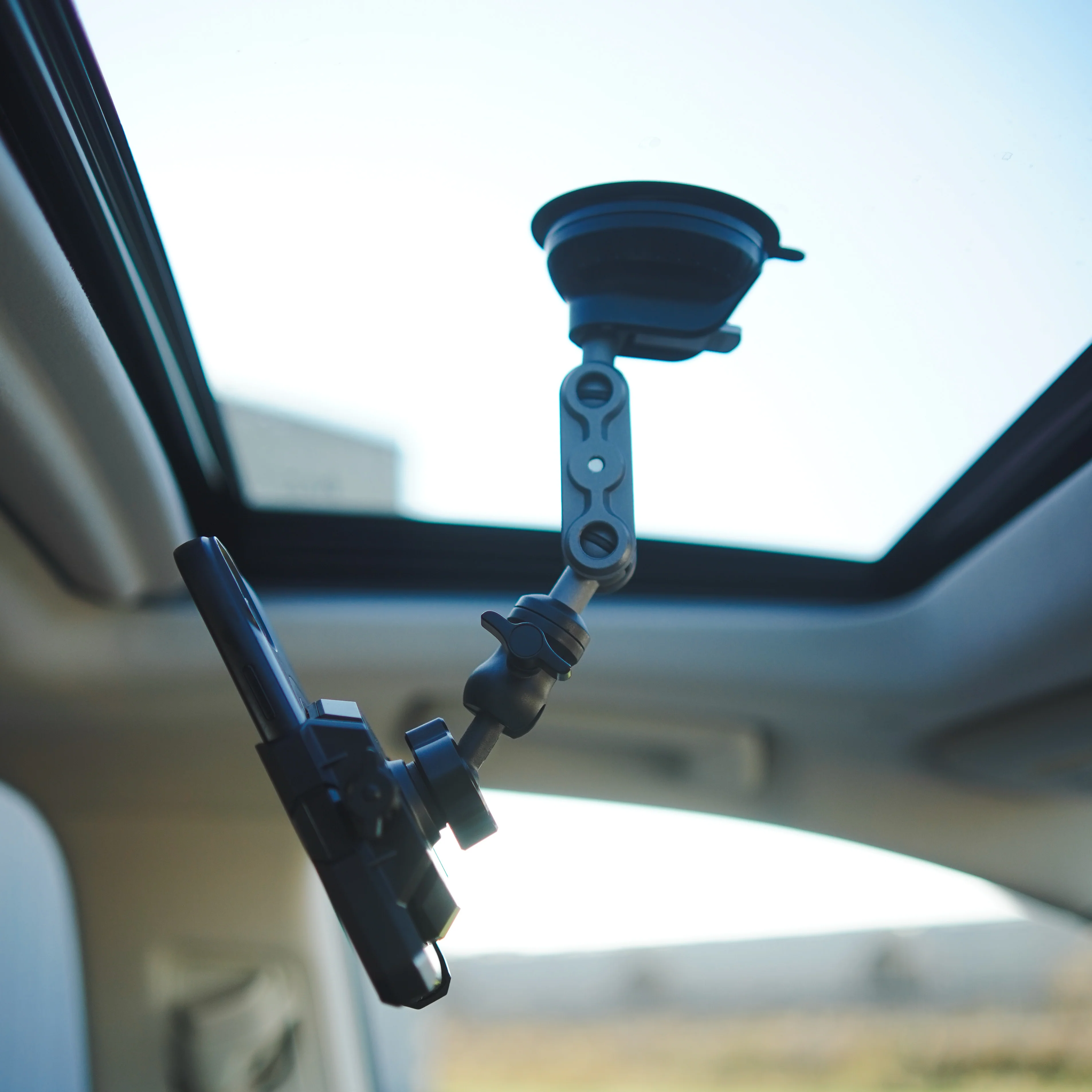 RoadGrip HD Phone Mount - Image 4