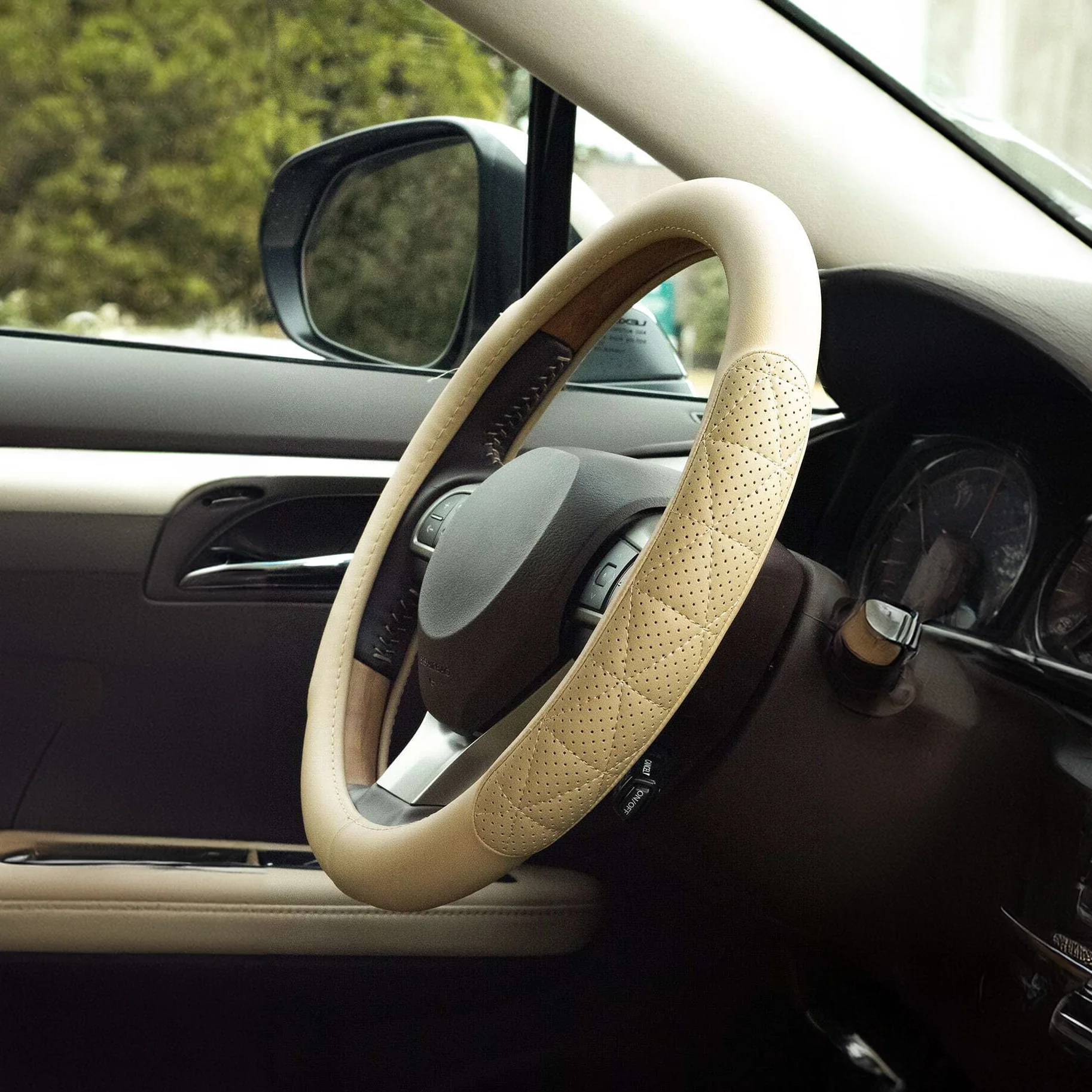 Luxury Steering Wheel Covers - Image 15
