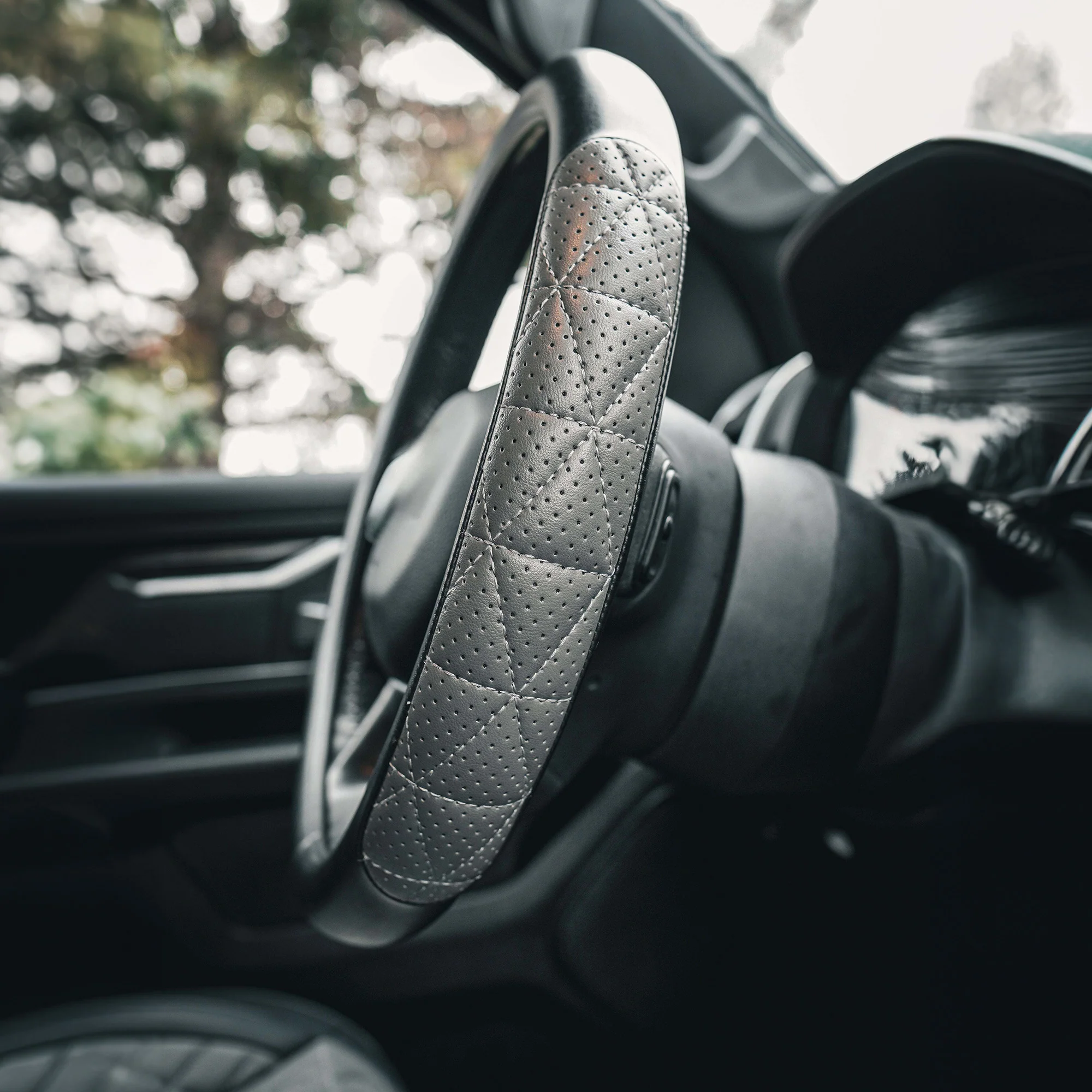 Luxury Steering Wheel Covers - Image 16